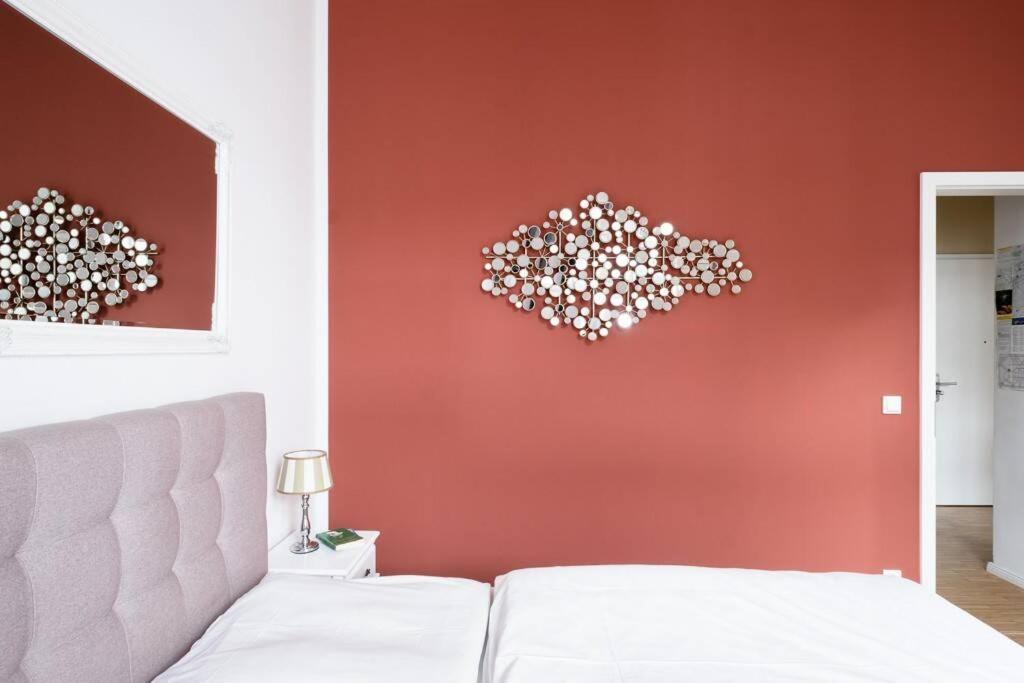 Sc 05 By Rockchair Apartments L Superhost Status L 2 Bedrooms Boxspringbeds Balcony Elevator - Cozy Family & Business Flair Welcomes You! Berlín Exterior foto