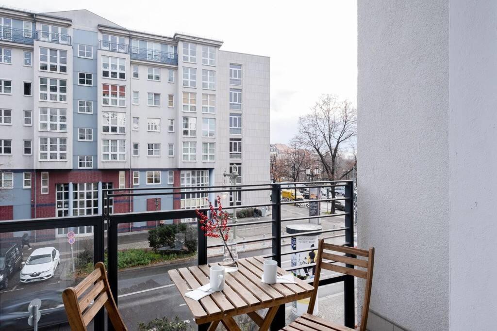 Sc 05 By Rockchair Apartments L Superhost Status L 2 Bedrooms Boxspringbeds Balcony Elevator - Cozy Family & Business Flair Welcomes You! Berlín Exterior foto
